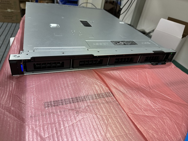 Factory Wholesale Server Computer Poweregde R250 1u Rack Server Host Pc Intel Xeon Network Ram Server System for Sale