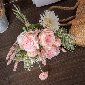 Bouquet de roses artificielles Ijuin CF01201, décoration de mariage et de maison, arrangement floral à tenir en main - Product Image 3
