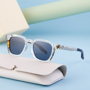 Lunettes de soleil rétro carrées ZS-98160 pour hommes, protection UV400, monture en métal PC, verres noirs, lunettes de soleil tendance pour l'extérieur - Product Image 3
