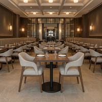 Ensembles de tables et chaises de restaurant de luxe rembourrés avec accoudoirs incurvés et structure en bois massif pour mobilier de café