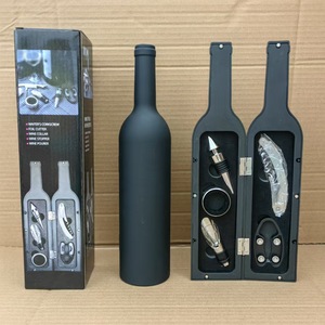 Kit cadeau d'accessoires pour le vin Kit d'ouverture de <span class=keywords><strong>tire</strong></span>-<span class=keywords><strong>bouchon</strong></span> pour bouteille verseur et <span class=keywords><strong>bouchon</strong></span> dans bouteille fantaisie cadeau de la Saint-Valentin noir - Product Image 6