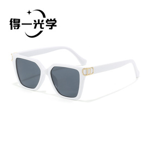 Women's Oversized Square <b>Sunglasses</b> Black PC Frame UV400 Protection Type 3 Lenses - Product Image 2