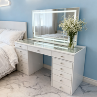 Offre Spéciale de coiffeuse moderne avec miroir éclairé par LED Usine Vente en gros Bureau de courtoisie moderne avec rangement pour meubles de chambre à coucher
