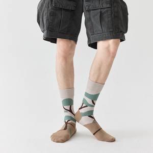 <span class=keywords><strong>Chaussettes</strong></span> montantes décontractées pour hommes, style peinture à l'huile élégante, en coton peigné, absorbantes et anti-boulochage - Product Image 4