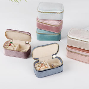 Custom Ring Velvet Organizer Personalized Mini Portable Jewelry Storage Box Zipper Travel Jewellery Case