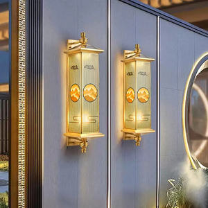 Lampe murale d'intérieur ou d'extérieur en laiton pour hôtel, décoration en verre de jardin, applique murale solaire d'extérieur pour la maison - Product Image 2