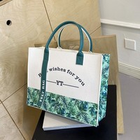 Tas Tangan Klasik Berbahan Felt dengan Motif Huruf dan Bunga  Ramah Lingkungan & Dapat Didaur Ulang  Tas Tersedia  NMO Grosir