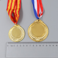 Usine personnalisée gravée Soccer Marathon Race or argent Bronze médailles sportives avec ruban pour Sublimation