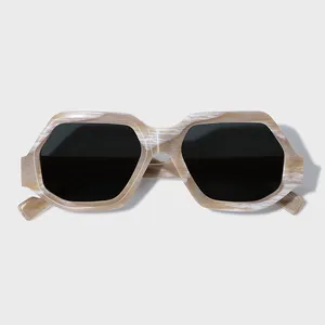 Yeetian High End Unisex Custom Shades Stylish Buffalo Horn Irregular Polygon Frame Acetate Sunglasses for Women