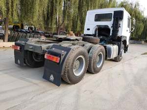 Camion tracteur <span class=keywords><strong>d</strong></span>'occasion 6x4, 371 CV, conduite à droite, capacité de <span class=keywords><strong>remorquage</strong></span> 40-50T, poids lourd, pour transport longue distance, <span class=keywords><strong>prix</strong></span> bas - Product Image 4