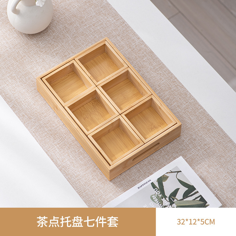 Original color six small inner compartments 32*22*5