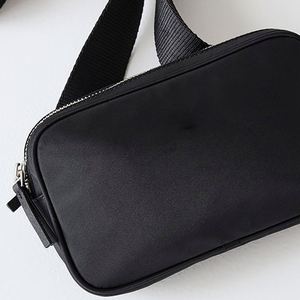 Keymay Custom Letter Nylon Black Casual Waterproof Outdoor Sports Zip Crossbody Waist Pack Men Women Durable Travel - Product Image 3