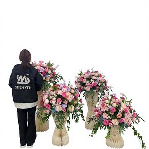 Bouquet de mariage asymétrique personnalisé en soie artificielle, roses lisses, 1,8-2,4 m, pour événements, fêtes, baby shower - Product Image 1