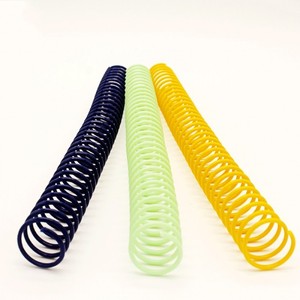 Tanpa Minimum Order Spiral Plastik Pengikat <span class=keywords><strong>3</strong></span>/8 Inci 48 Lingkaran Kawat Spiral PVC - Product Image 1