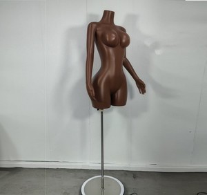 <span class=keywords><strong>Mannequin</strong></span> en plastique grande taille pour <span class=keywords><strong>femme</strong></span>, idéal pour l'essayage de maillots de bain et de vêtements de plage personnalisés, <span class=keywords><strong>avec</strong></span> tête, poitrine et fessier volumineux - Product Image 4