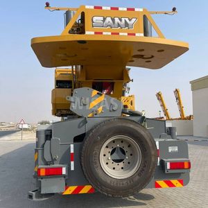 <span class=keywords><strong>Grue</strong></span> mobile montée <span class=keywords><strong>sur</strong></span> camion SANY, marque chinoise STC1000C5-8, 100 tonnes, flèche télescopique, moteur WEICHAI - Product Image 5