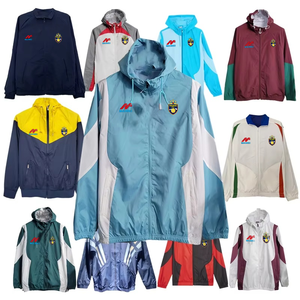 Giacca a Vento Personalizzabile per Squadre di Calcio, Traspirante in Poliestere, Completo da Allenamento con Cappuccio e Ricamo - Product Image 2