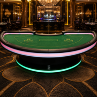 Table de Blackjack semi-circulaire de luxe SUCCESSOR, mobilier professionnel sur mesure avec éclairage LED et surface en feutre de qualité supérieure
