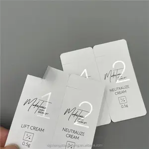 Stampa personalizzata 0.5g 1g 1.5g 2g campione di prova Skincare bustina a forma di foglio di alluminio cosmetici di calore Mini bustina per crema solare