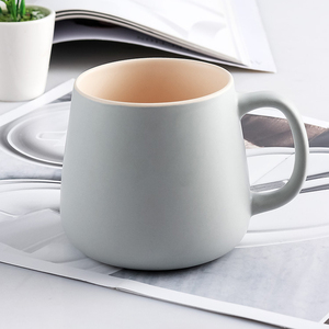 Handmade biểu tượng tùy chỉnh Nordic trống cà phê in ấn <span class=keywords><strong>Mug</strong></span> gốm hai màu sắc tráng men Macaron màu sắc của cô gái gốm cốc sữa với logo - Product Image 6