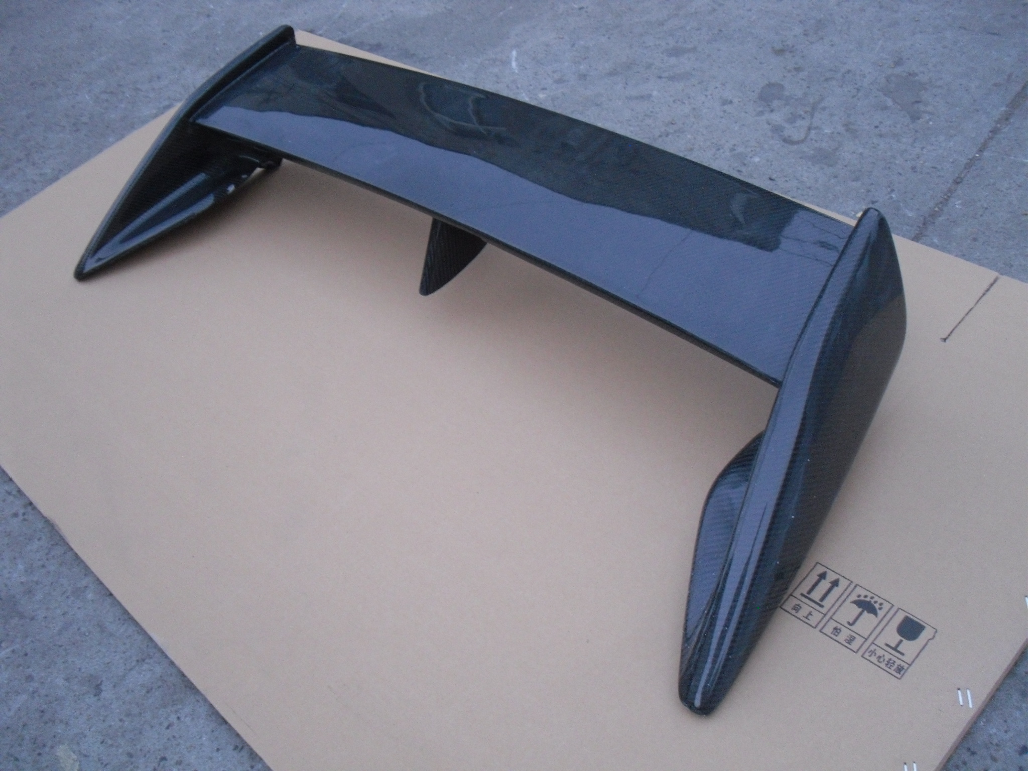 FTOバージョン-Rカーボンファイバーリアウィングスポイラー用