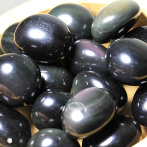 ไข่ออบซิเดียนสีรุ้งธรรมชาติและคริสตัลชิปส์ขายส่ง – หินบำบัด DIY เหมาะสำหรับตกแต่งเทศกาลอีสเตอร์และงานฝีมือ - Product Image 1