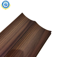 Panneau mural rainuré en WPC demi-lune 60 mm en charbon de bambou, revêtement mural moderne imperméable pour salon, usine OEM