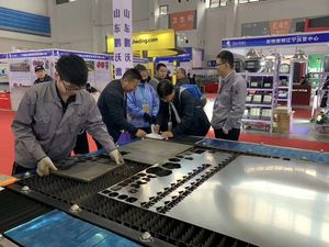 Giá máy cắt <span class=keywords><strong>laser</strong></span> sợi kim loại CNC Pengwo 1000w2000w3000w6000w, giá máy cắt <span class=keywords><strong>laser</strong></span> cho tấm thép - Product Image 6