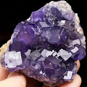 Venta al por mayor CrystalHola: Especímenes de fluorita morada de alta calidad, piedra en bruto, gema natural de moda para un hogar único. - Product Image 6