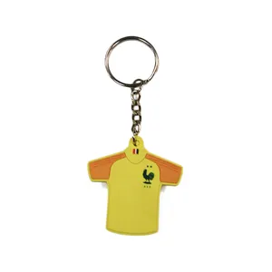 Bán Buôn 3d T-shirt Shape Keychains Keyring Nhựa 3d Phong Cách Cao Su Tùy Chỉnh Logo Vòng Chìa Khóa Pvc