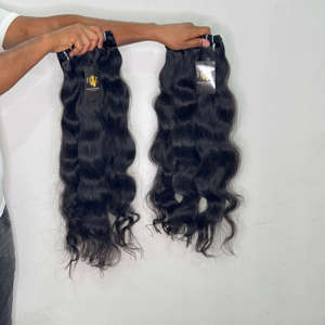 Lots de Cheveux Humains Indiens Bruts en Gros, Double Tissage, Raides et Bouclés, Ondulés Naturels, Extensions de Cheveux Humains Indiens de Temple - Product Image 1