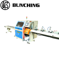 Machine de sciage transversal automatique verticale CNC optimisée avec moteur pour la production de menuiserie en bois massif pour meubles sur mesure