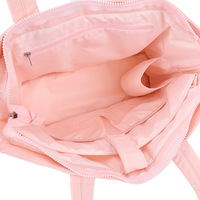 Sac à langer matelassé multifonctionnel à multiples poches pour mamans modernes, sac fourre-tout en nylon imperméable, prix d'exportation pour les commandes en gros