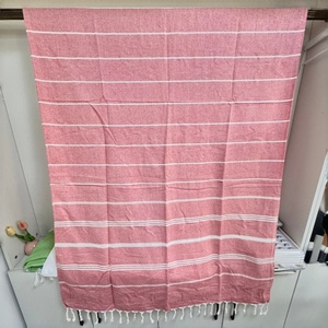 Pronto per la Spedizione, Offerta a Tempo Limitato, Asciugamano Turco Fouta di Alta Qualità, Morbido, Leggero e Assorbente in Cotone Premium per <span class=keywords><strong>Hamam</strong></span> - Product Image 4