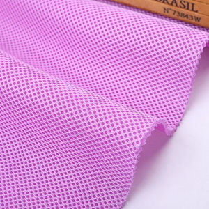 Tissu en maille 3D respirant épaissi 100 % polyester couleur rose foncé doré avec motif oeil-d'oiseau élastique - Product Image 5