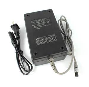 탑콘 BC-19B 배터리 충전기 (탑콘 BT-32Q 배터리, GTS-200, GTS-210, GPT-1003 토탈 스테이션용) - Product Image 4