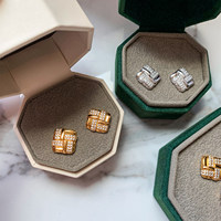 Boucles d'oreilles carrées bicolores or et argent pour femmes, bijoux géométriques en métal, collection d'accessoires de mode en gros