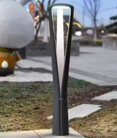 Lampadaire triangulaire LED IP65 étanche pour extérieur, jardin, pelouse, allée, en aluminium