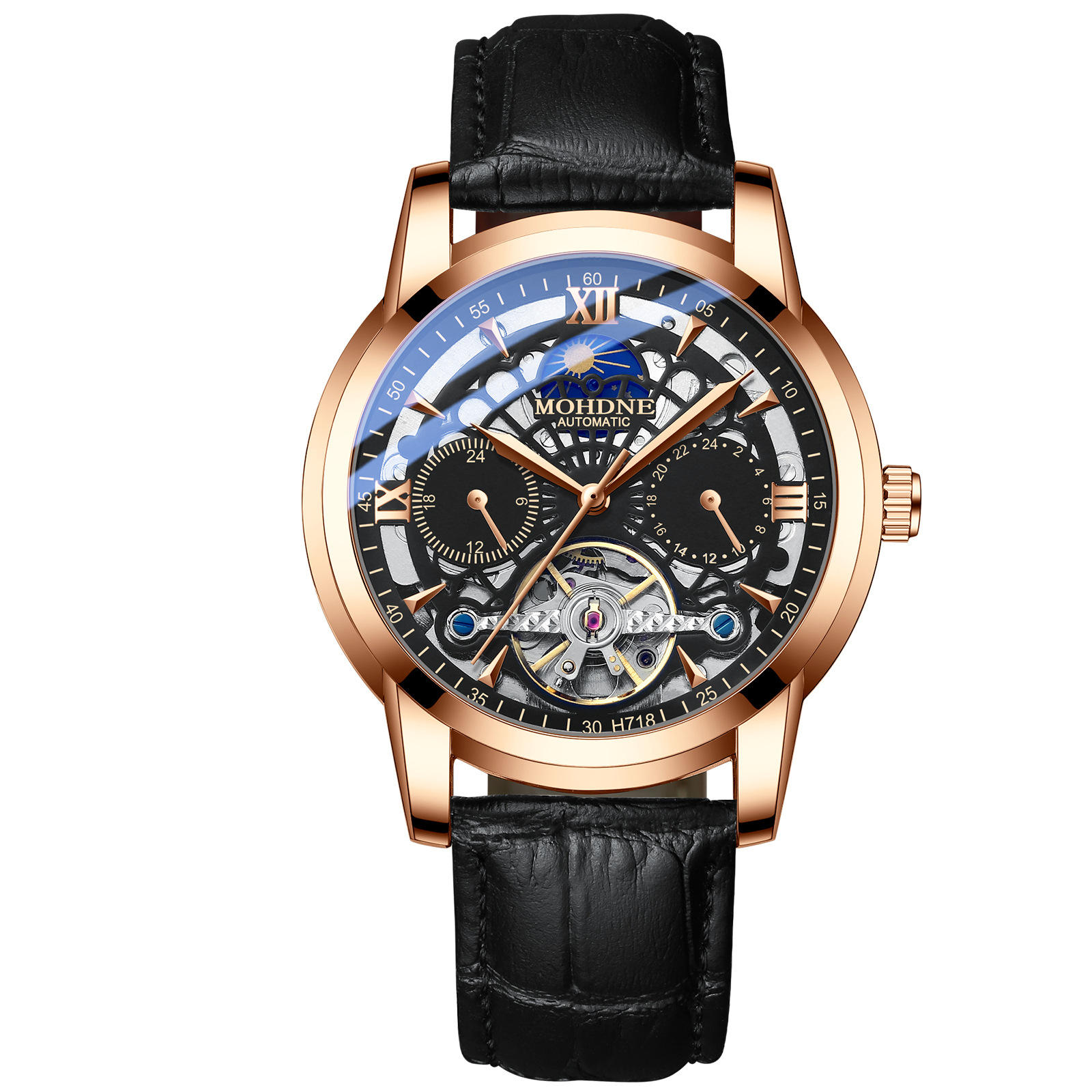 Pasta negra con detalles en oro rosa y negro.