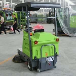 Machines de lavage de sols extérieures pour le nettoyage des feuilles, de la poussière et des déchets sur les routes - Product Image 2
