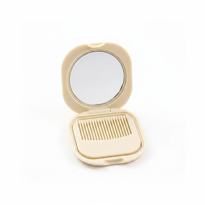<b>Compact</b> mini comb and <b>mirror</b> set - Product Image 2