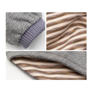 Ensemble de vêtements pour animaux de compagnie OEM : chapeau à carreaux, écharpe et sweat à capuche pour petits chiens et chats, tenue d'hiver - Product Image 5