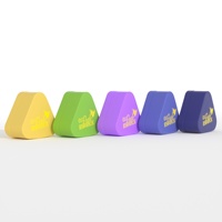 Vente en gros de contenants d'emballage d'huile triangulaires transparents et colorés, résistants aux enfants, en verre de 5 ml avec couvercle
