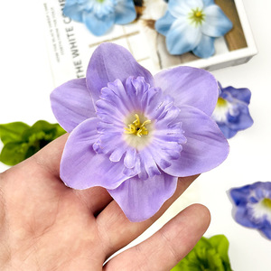 Cabezas de flores de narciso simuladas de 8 cm de diámetro, material artesanal colorido para decoraciones de bodas y proyectos de bricolaje - Product Image 3