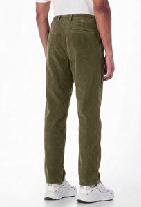 กางเกงคอร์ดูรอยทรงสลิมฟิตสำหรับผู้ชาย กางเกงลำลองผ้าคอร์ดูรอยเนื้อฝ้าย ใส่ได้ในฤดูหนาว คุณภาพพรีเมียมสำหรับส่งออก ขายส่ง - Product Image 4