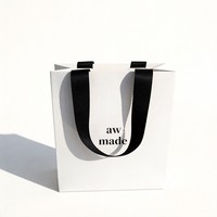 Sacs en papier blancs de luxe écologiques personnalisés pour mariage, sacs cadeaux haut de gamme de qualité supérieure, logo personnalisé, promotion, poignées à cordon