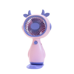 Mini ventilador portátil con soporte desmontable, batería recargable, funcionamiento manos libres para estudiantes y uso en exteriores - Product Image 5