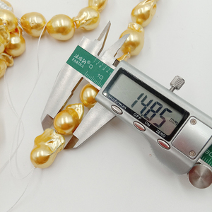 ไข่มุกน้ำจืดทรงบาร็อคสีทองขนาด 16 นิ้ว แบบร้อยเป็นเส้น, ไข่มุกทรงบาร็อคสีทองขนาดใหญ่ 14-17 มม., เจาะรูเต็มรูปแบบ - Product Image 4