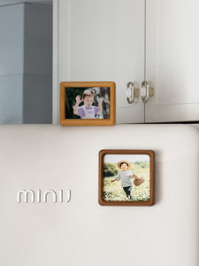 Solid Wood Handmade Eco-Friendly Durable Mini Magnetic Refrigerator Photo <strong>Frame</strong> <strong>with</strong> Giclee <strong>Print</strong> Creative Tabletop Display - Product Image 4
