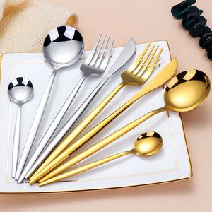 Ensemble de <span class=keywords><strong>couverts</strong></span> en acier inoxydable <span class=keywords><strong>24</strong></span> pièces doré, ensemble de <span class=keywords><strong>couverts</strong></span> de luxe portugais pour mariage, ensemble de <span class=keywords><strong>couverts</strong></span> noirs avec boîte cadeau <span class=keywords><strong>24</strong></span> pièces - Product Image 3